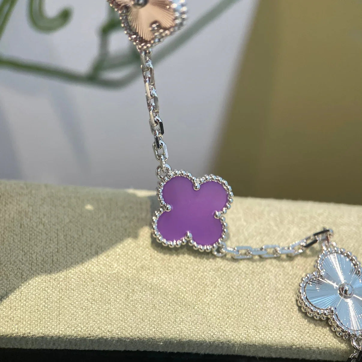 [⭐JeweliWhal] CLOVER 5 MOTIF VIOLET BRACELET COLLECTION