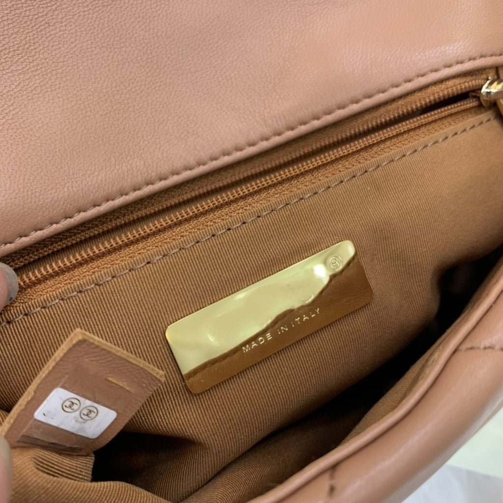 19 Klapptasche 26 braunes Ziegenleder 