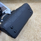 LADY MY ABC TASCHE 20CM SCHWARZ ULTRAMETTE CANNAGE KALBSLEDER