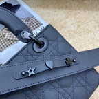 LADY MY ABC TASCHE 20CM SCHWARZ ULTRAMETTE CANNAGE KALBSLEDER