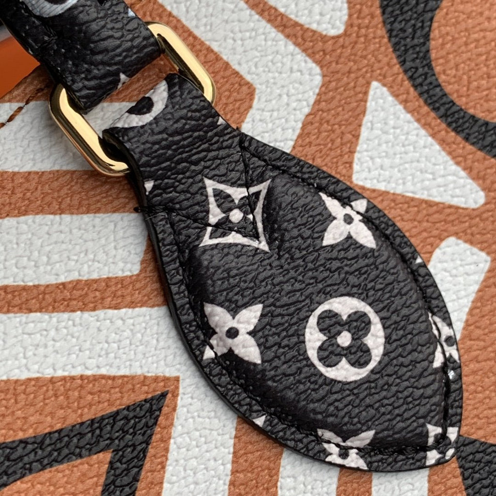 CRAFTY ONTHEGO GM 41 KARAMELL- UND SAHNE-MONOGRAMM RIESEN-LEINWAND 