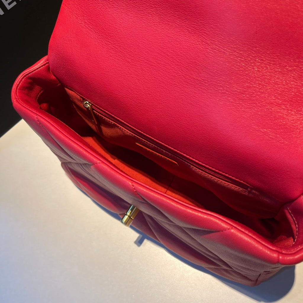 19 Klapptasche 26 Rotes Ziegenleder