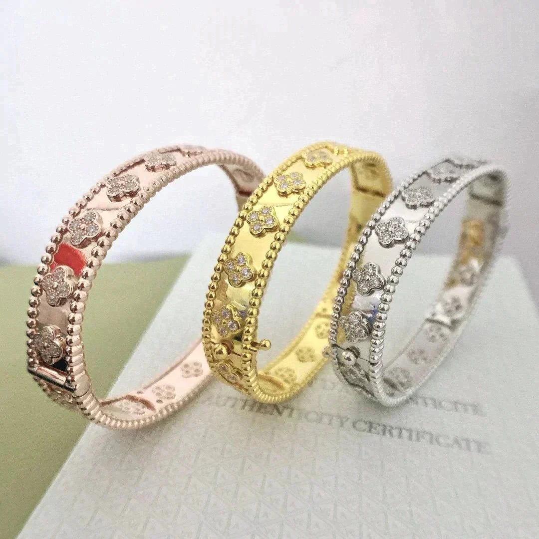 ®ジュエリコーン®クローバーブレスレット 8mm ダイヤモンド