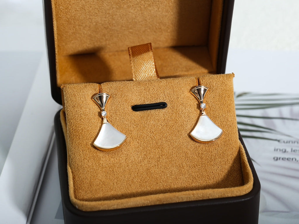 ¡®Jewelicorn¡¯DREAM MOP PINK GOLD EARRINGS