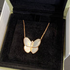 ¡®Jewelicorn¡¯BUTTERFLY GOLD MOP DIAMOND NECKLACE