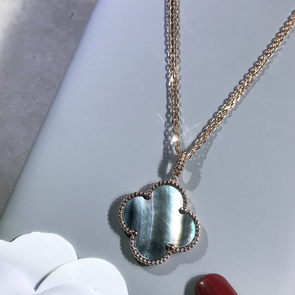 ®Jewelicorn®クローバー 25mm ゴールド ダークモップ ビッグクローバーネックレス