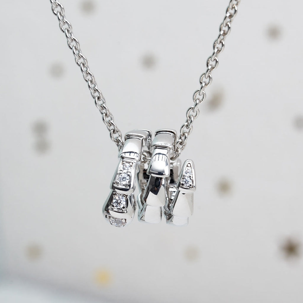 ®Jewelicorn® セルペンティ シルバーネックレス ダイヤモンド