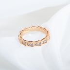 ¡®Jewelicorn¡¯SERPENTI RING PINK GOLD DIAMOND PAVED 3MM