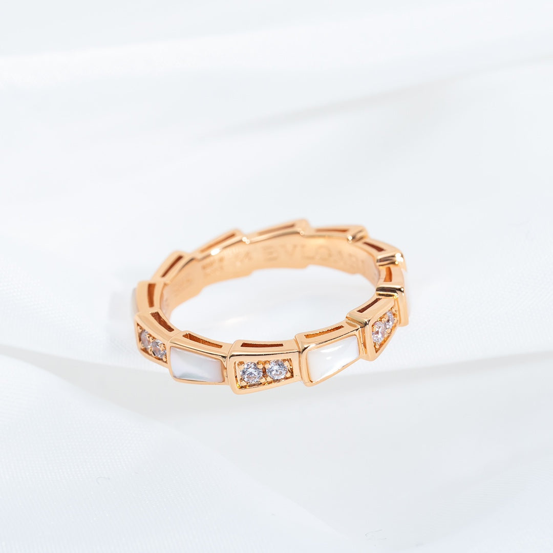 ¡®Jewelicorn¡¯SERPENTI RING PINK GOLD DIAMOND MOP 3MM