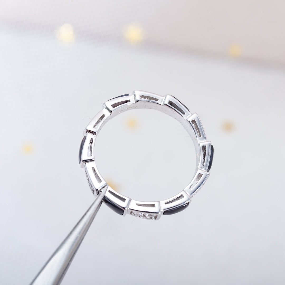 ¡®Jewelicorn¡¯SERPENTI RING SILVER  DIAMOND BLACK MOP 3MM