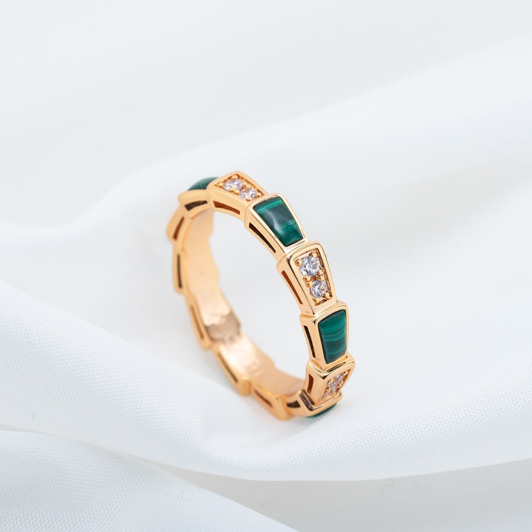 ¡®Jewelicorn¡¯SERPENTI RING PINK GOLD MALACHITE DIAMOND 3MM