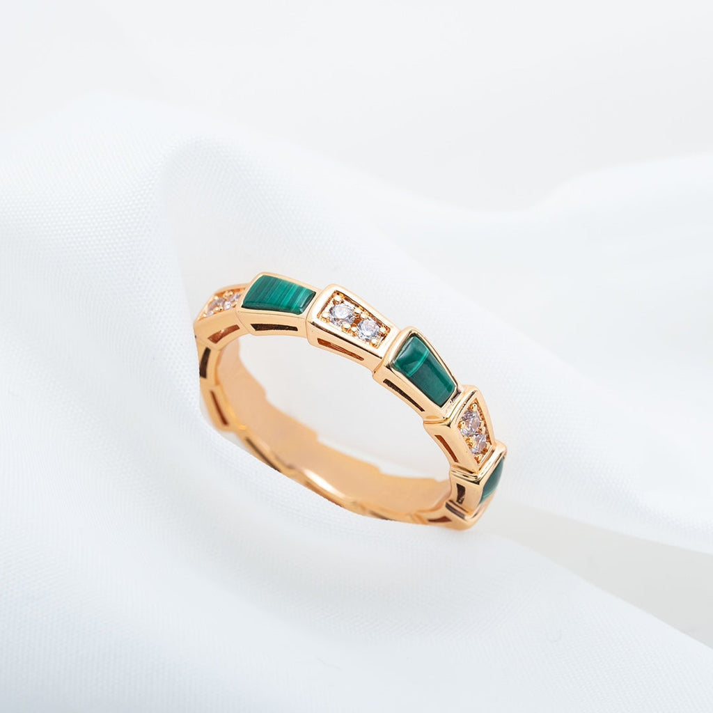 ¡®Jewelicorn¡¯SERPENTI RING PINK GOLD MALACHITE DIAMOND 3MM