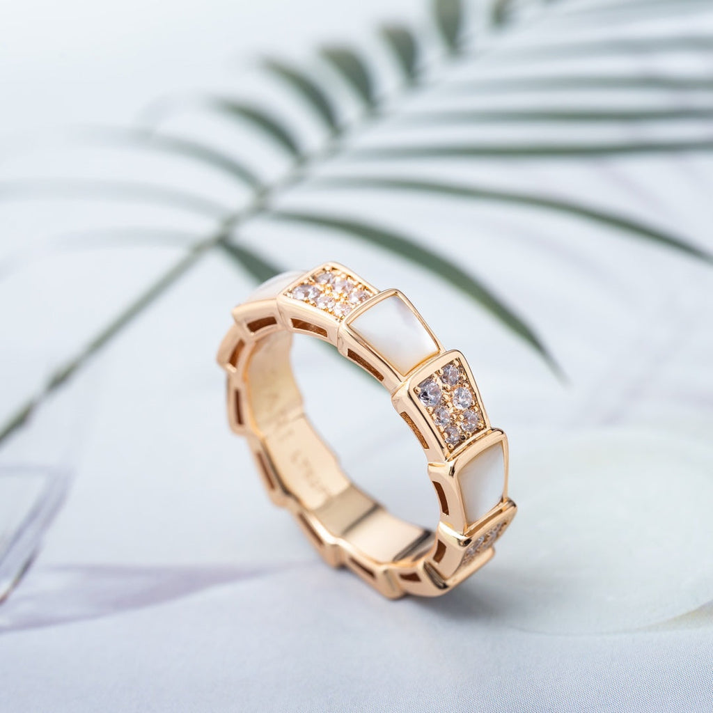 ¡®Jewelicorn¡¯SERPENTI RING PINK GOLD MOP DIAMOND PAVED 4MM