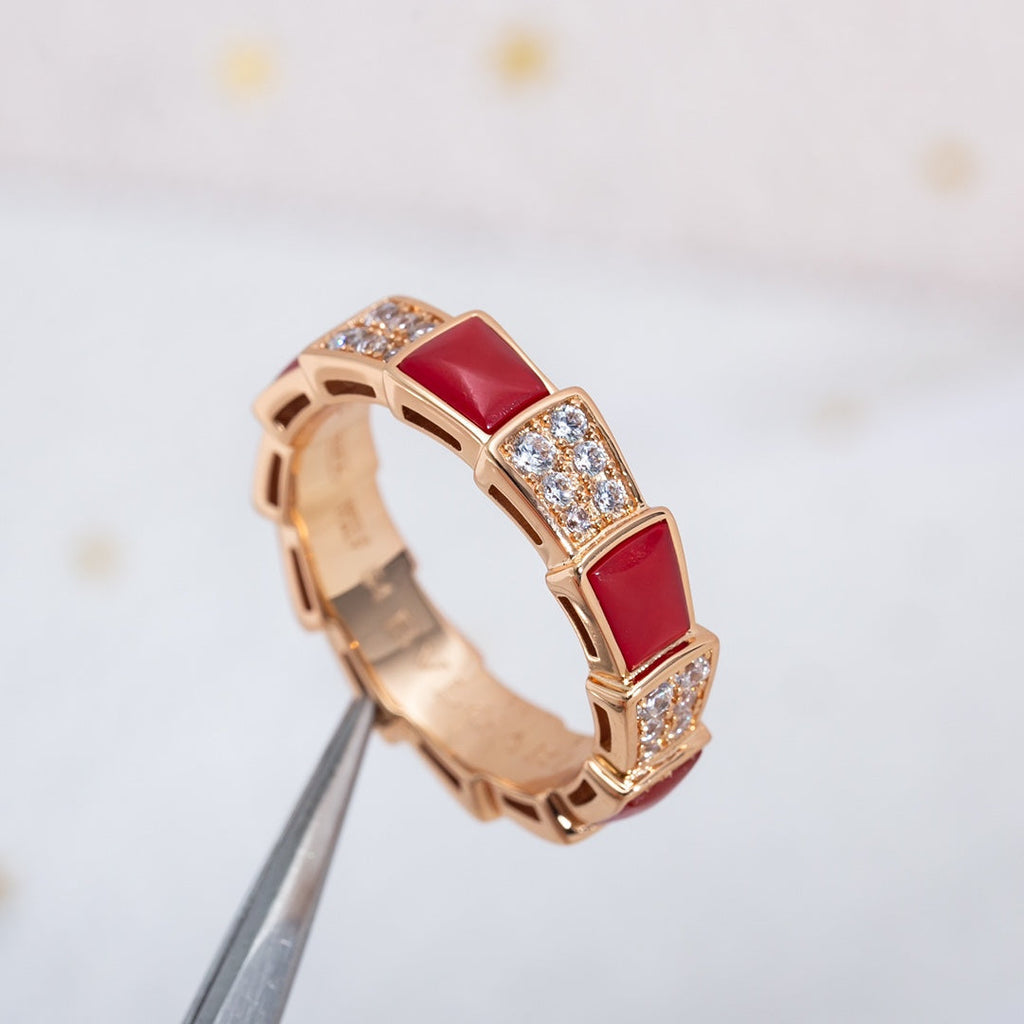 ¡®Jewelicorn¡¯SERPENTI RING PINK GOLD CARNELIAN DIAMOND PAVED 4MM