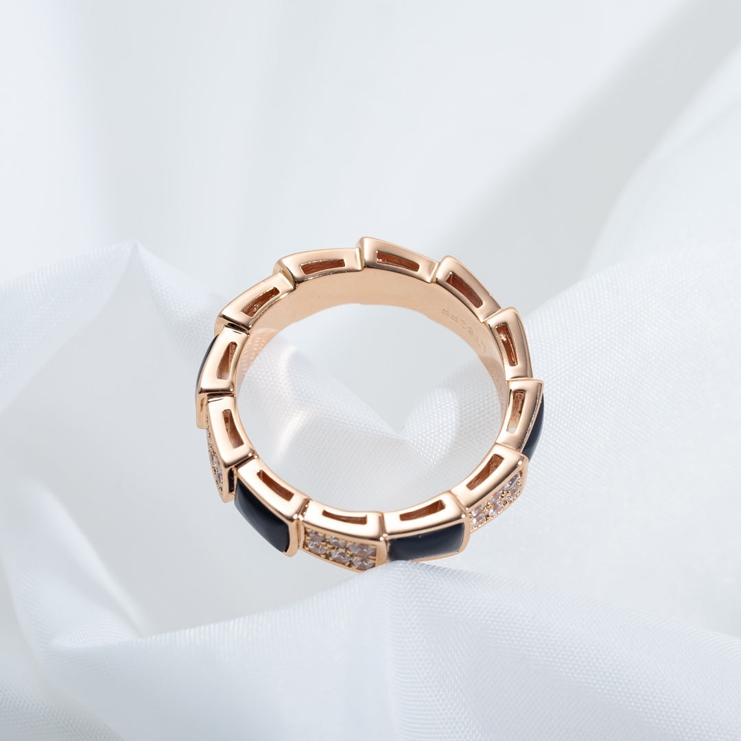 ¡®Jewelicorn¡¯SERPENTI RING PINK GOLD BLACK MOP DIAMOND PAVED 4MM