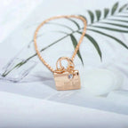 ®Jewelicorn® アミュレットペンダント ローズゴールドネックレス