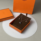 ®Jewelicorn® コンスタンス ブラック ペンダント ピンクゴールド ネックレス