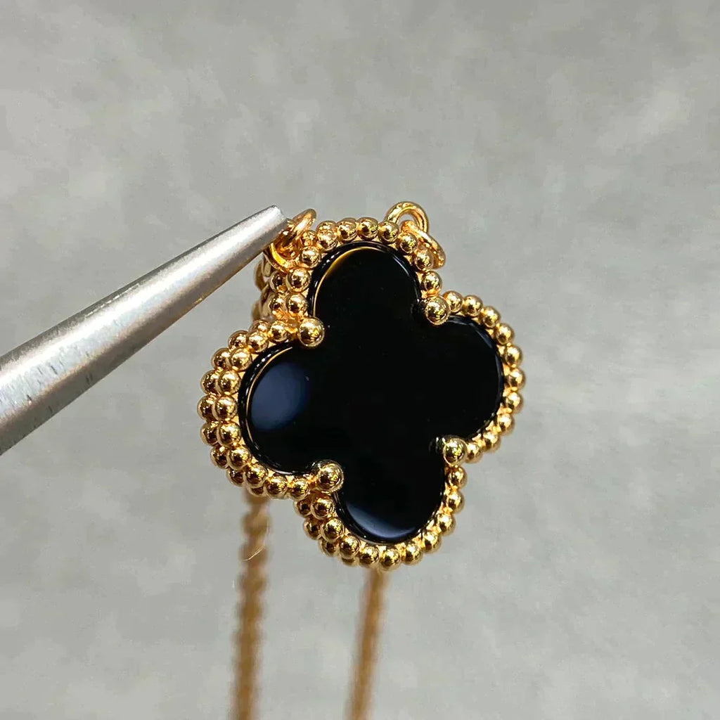 ¡®Jewelicorn¡¯CLOVER 15MM BLACK ONYX SINGLE FLOWER NECKLACE