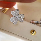 ¡®Jewelicorn¡¯CLOVER COMOS DIAMOND EARRINGS SILVER