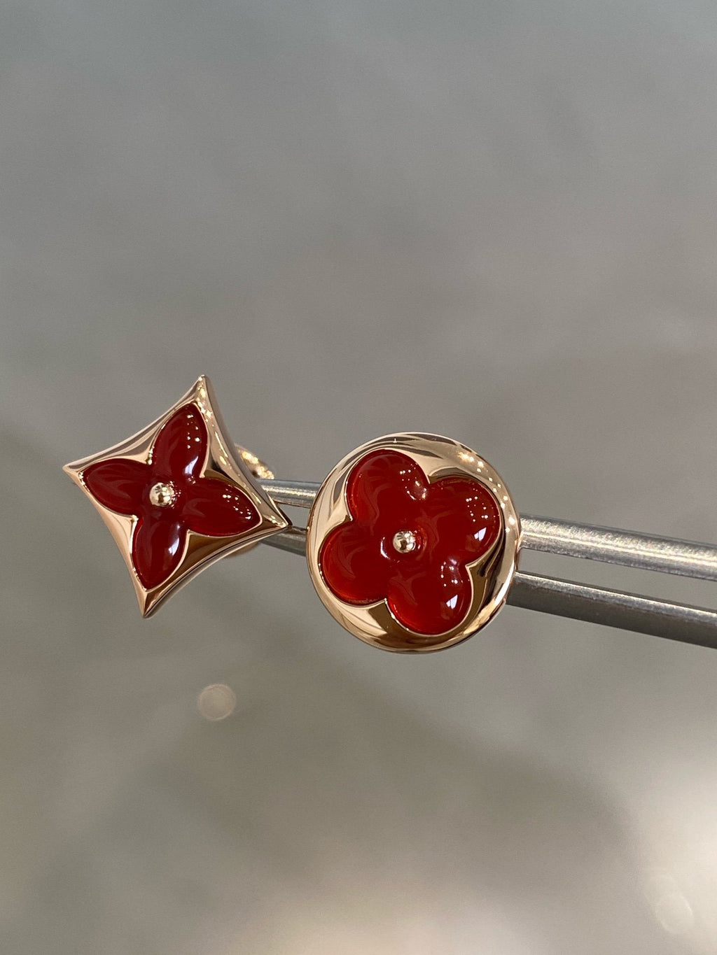 ¡®Jewelicorn¡¯STAR AND SUN PINK GOLD CARNELIAN STUD EARRINGS