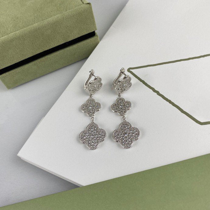 ¡®Jewelicorn¡¯CLOVER 3 MOTIF DIAMOND SILVER DROP EARRINGS