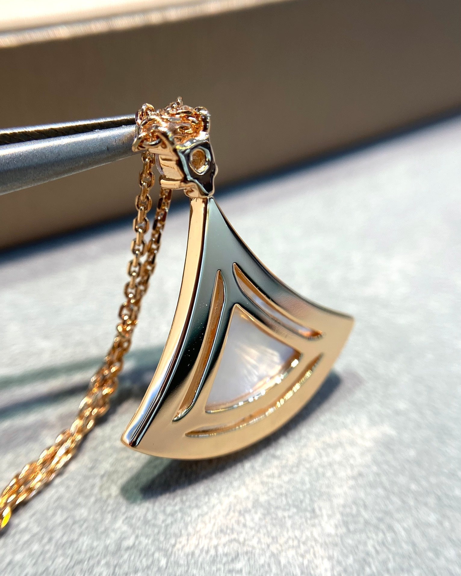 ¡®Jewelicorn¡¯DREAM MOP DIAMOND PAVED PINK GOLD NECKLACE