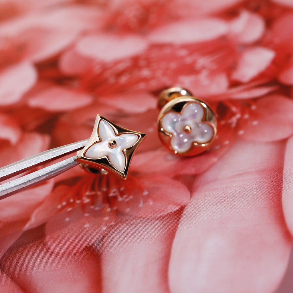 ¡®Jewelicorn¡¯STAR AND SUN PINK GOLD MOP STUD EARRINGS