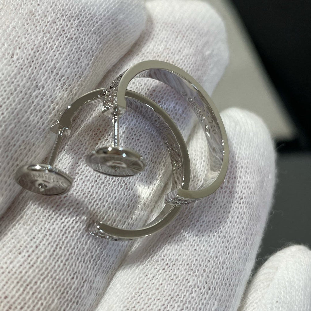 ®Jewelicorn®ラブダイヤモンドシルバーフープイヤリング