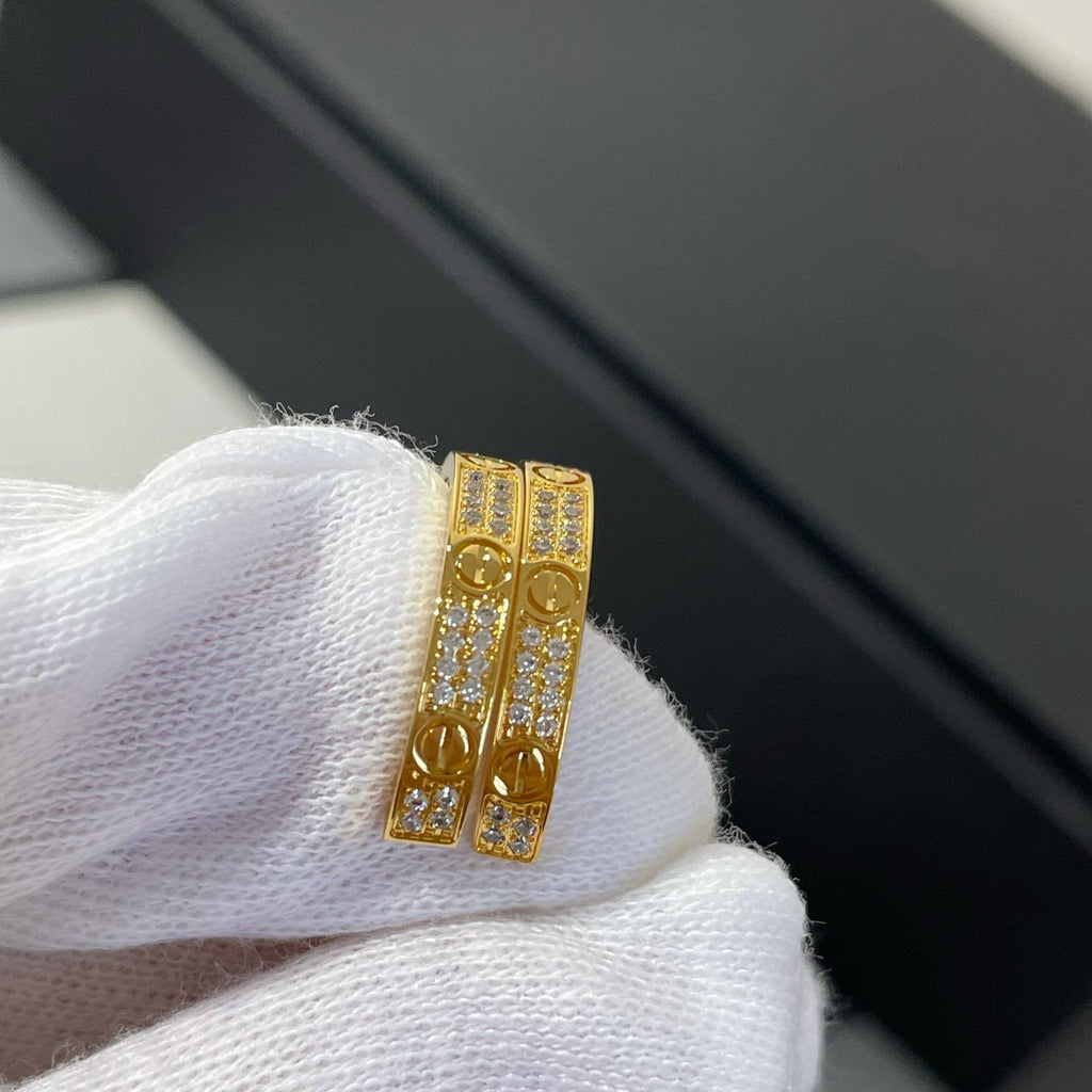 ®Jewelicorn®ラブダイヤモンドゴールドフープイヤリング