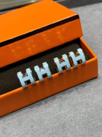 ®Jewelicorn® POP H スカイブルー スタッドピアス