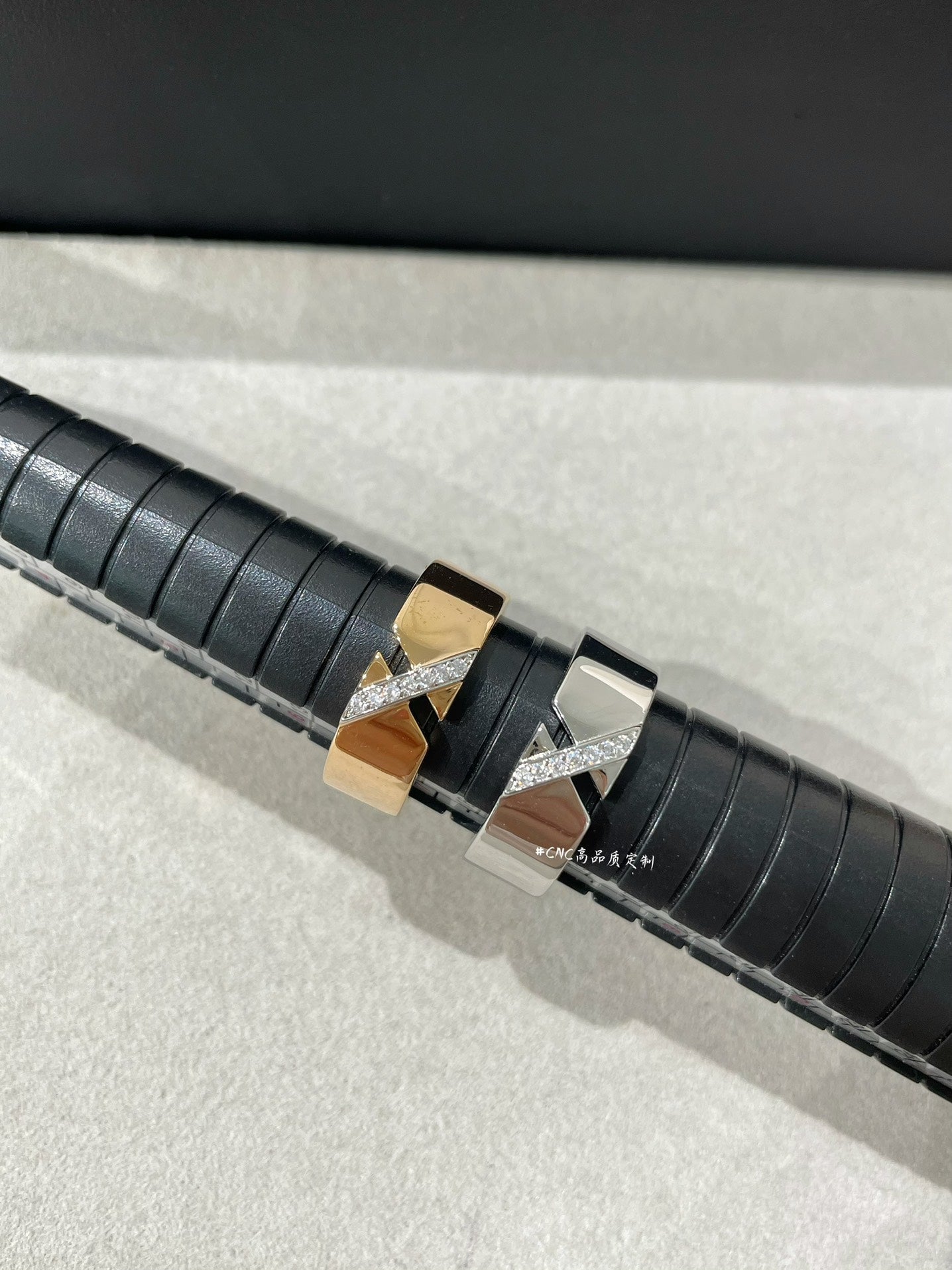 ®ジュエリコーン®リアン エビデンス ダイヤモンドリング