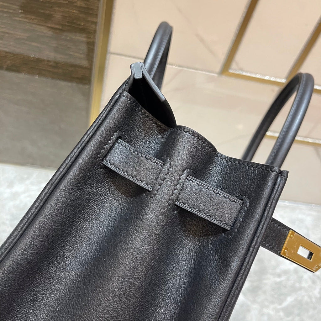 HM Birkin 30 cm, schwarzes Swift-Leder, goldene Beschläge