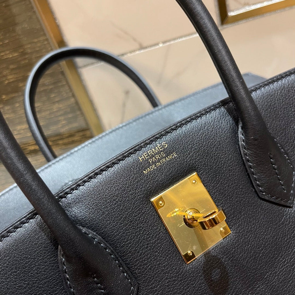 HM Birkin 30 cm, schwarzes Swift-Leder, goldene Beschläge