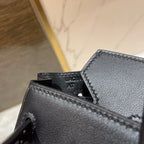 HM Birkin 30 cm, schwarzes Swift-Leder, goldene Beschläge