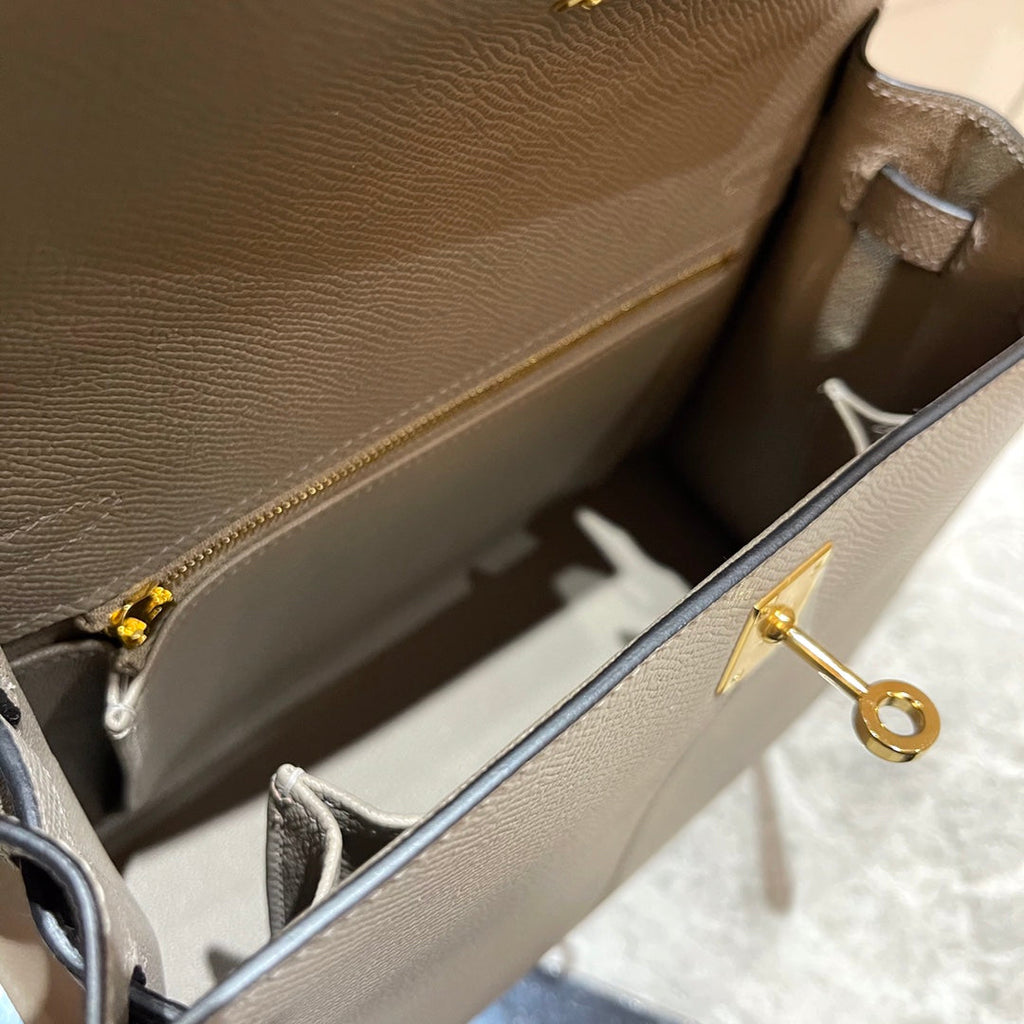 HM KELLY 25CM GRAUES EPSOM-LEDER GOLDENE BESCHLÄGE