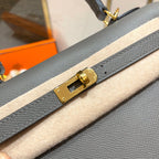HM KELLY 25CM GRIS MOUETTE EPSOM LEDER GOLDENE BESCHLÄGE