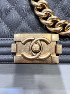 BOY BAG MEDIUM 25 DUNKELGRAU CAVIAR GOLDENE HARDWARE