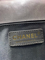 BOY BAG MEDIUM 25 DUNKELGRAU CAVIAR GOLDENE HARDWARE