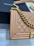 BOY BAG MEDIUM 25 BRAUN CAVIAR GOLDENE HARDWARE