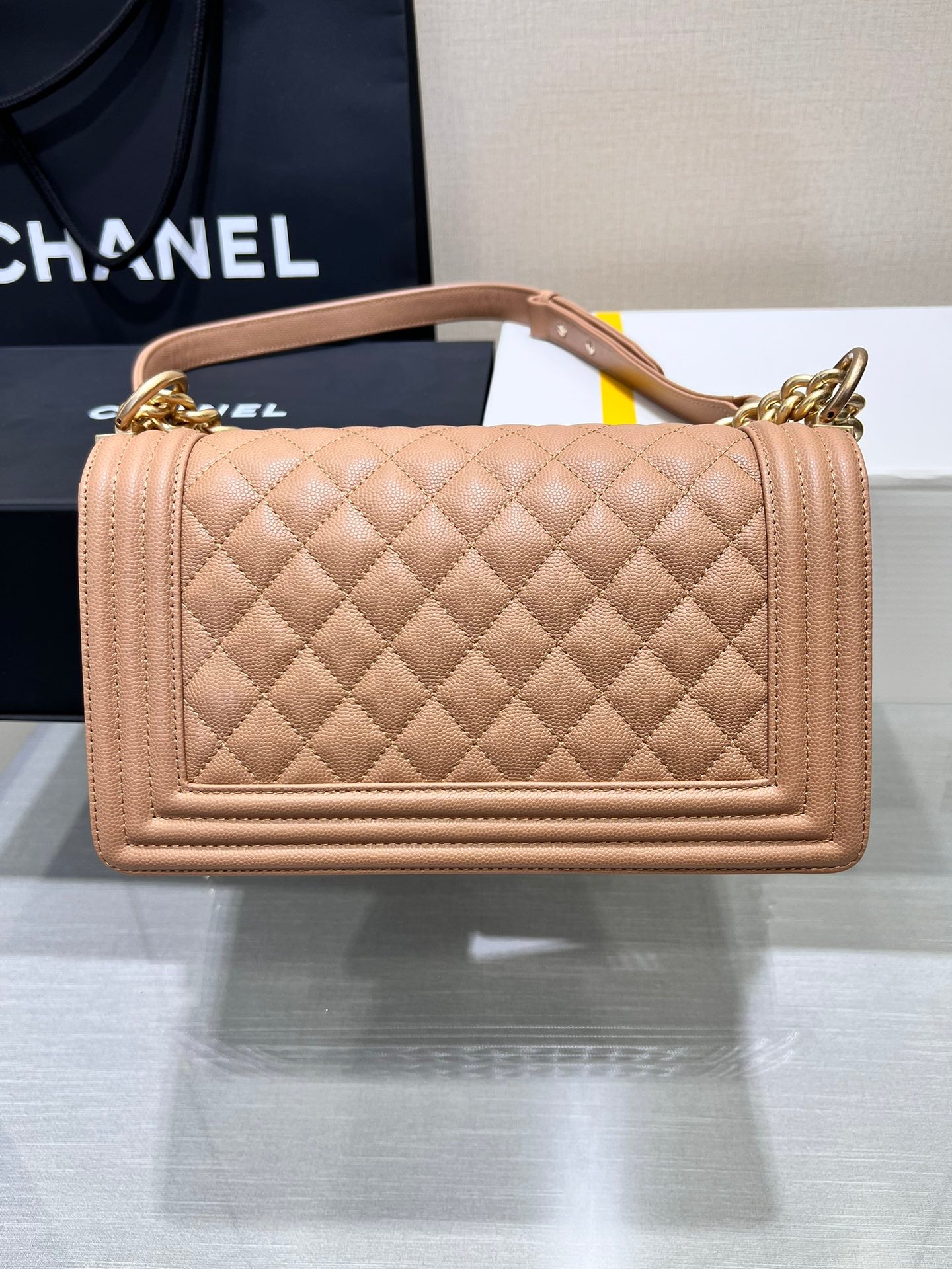 BOY BAG MEDIUM 25 BRAUN CAVIAR GOLDENE HARDWARE