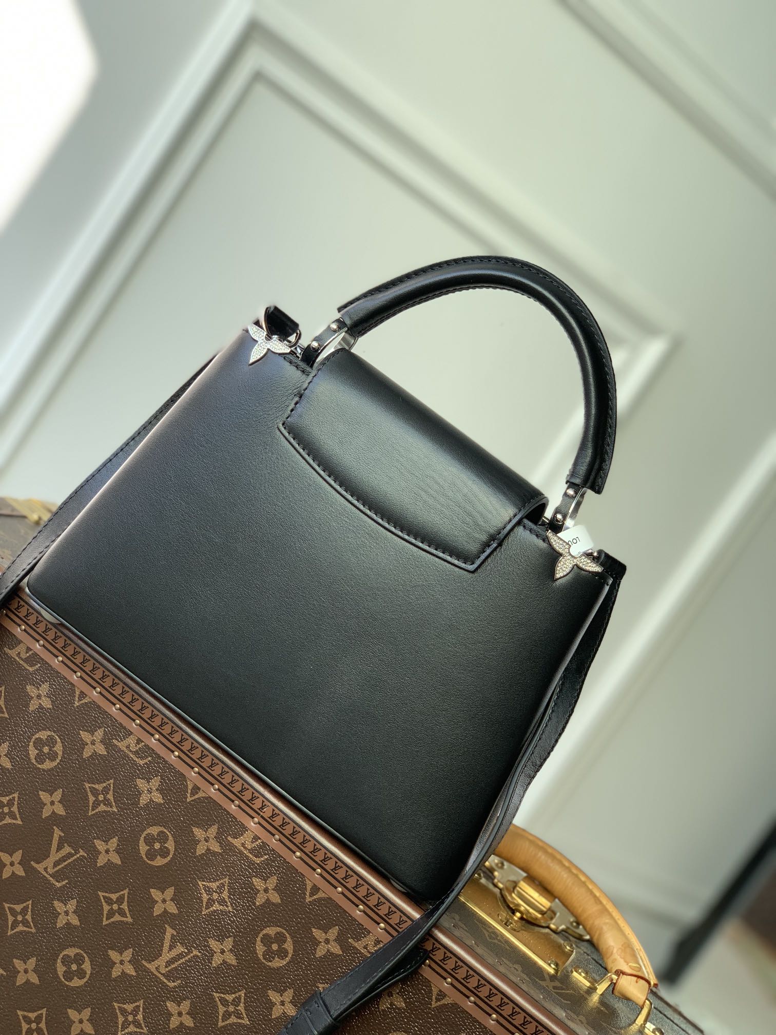 CAPUCINES BB 27 BLACK TAURILLON SILBERNE BESCHLÄGE