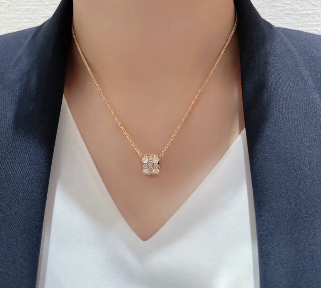 ¡®Jewelicorn¡¯BEE LOVE DIAMOND PAVED 3 ROW NECKLACE