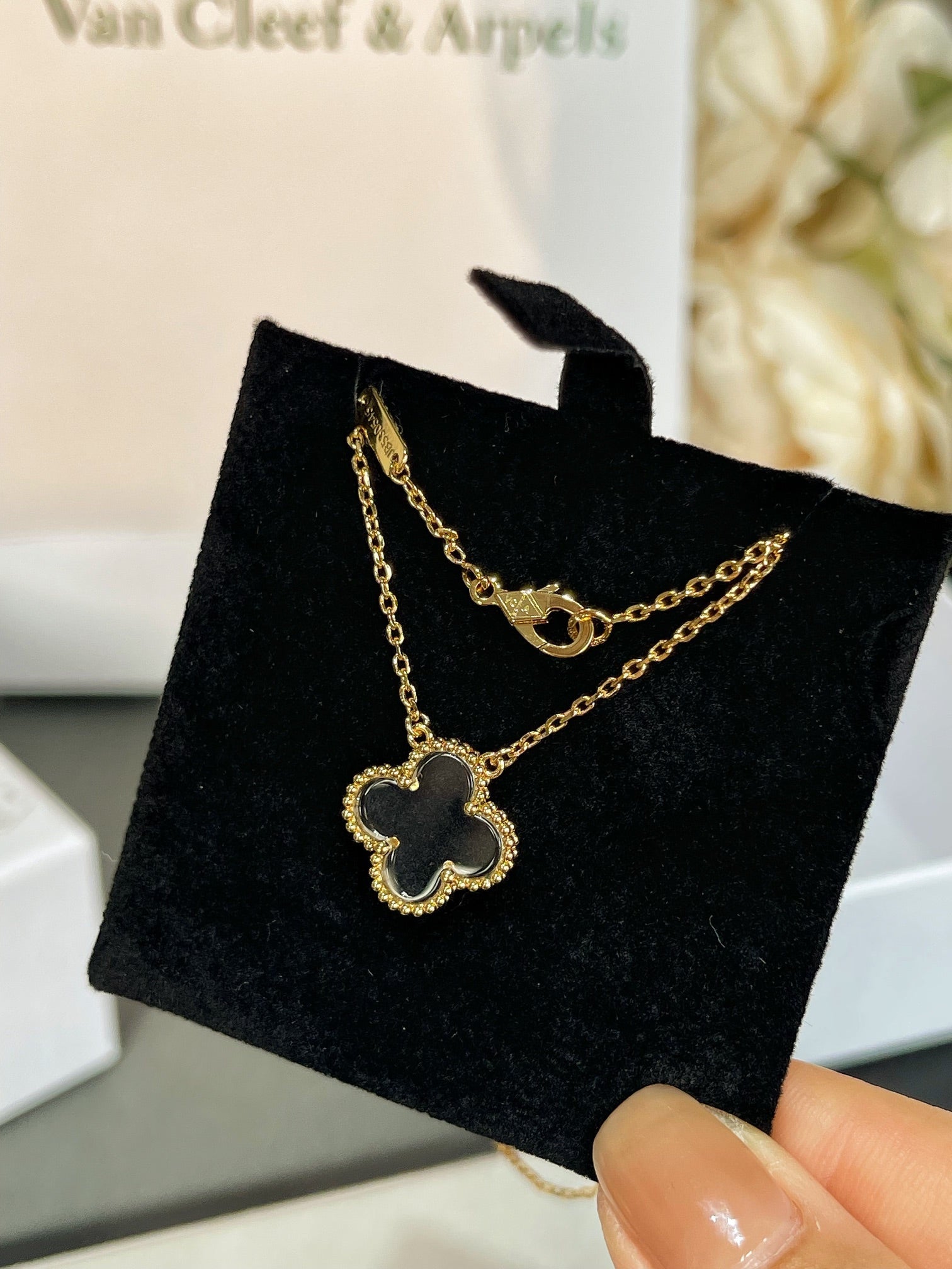 ¡®Jewelicorn¡¯CLOVER ROCK CRYSTAL ROSE GOLD NECKLACE