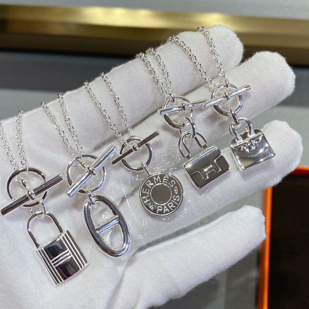 ¡®Jewelicorn¡¯CONSTANCE PEDANT SILVER NECKLACE