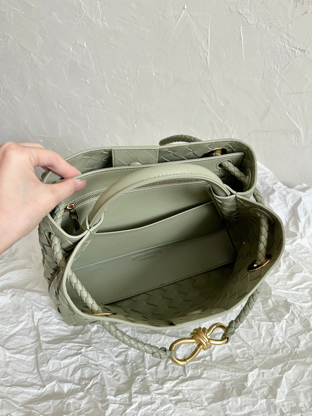 BV SMALL ANDIAMO 25CM HELLGREEN LAMMFELL