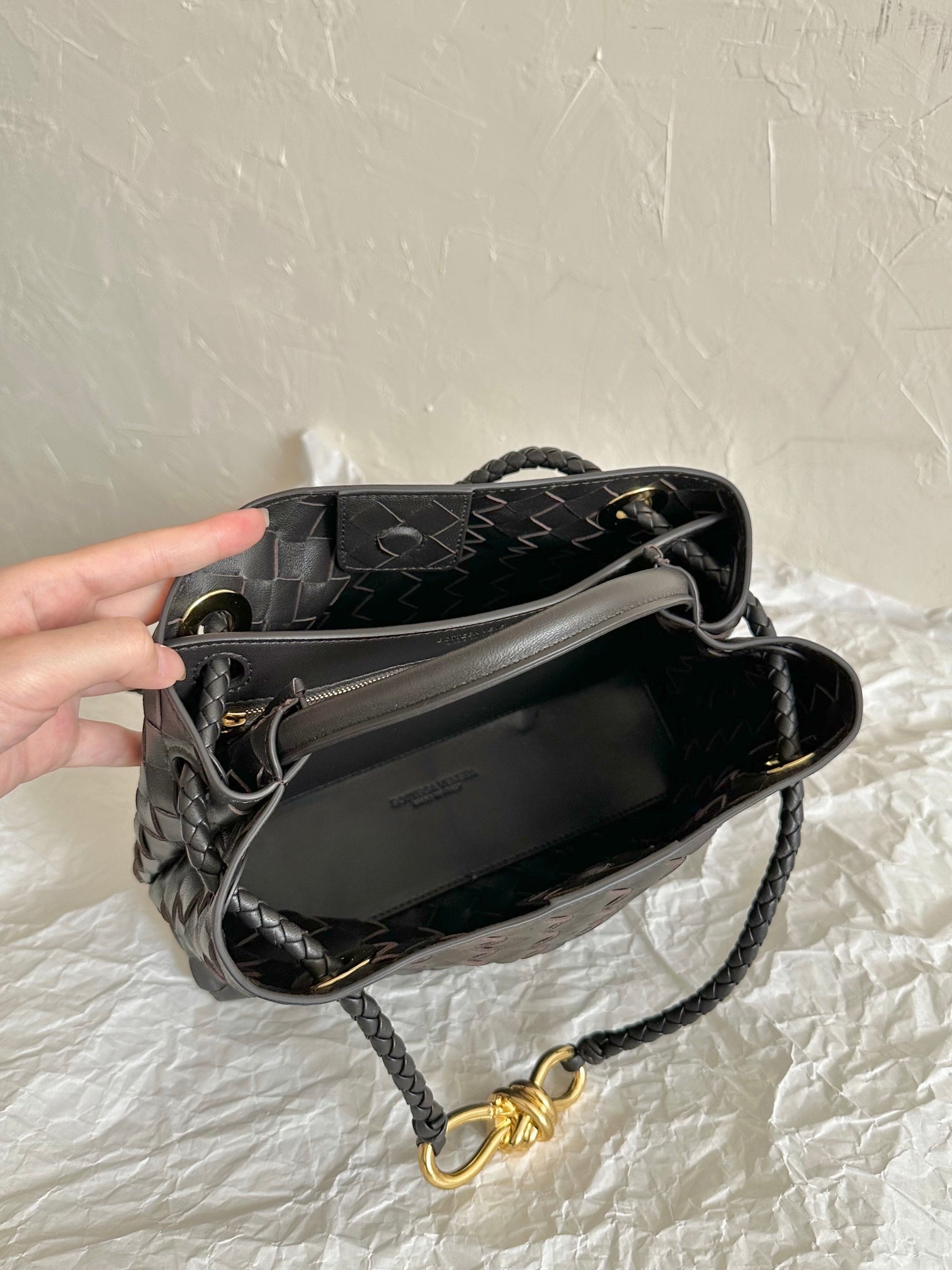 BV SMALL ANDIAMO 25CM SCHWARZES LAMMFELL