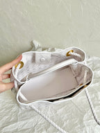 BV SMALL ANDIAMO 25CM WEISSES LAMMFELL