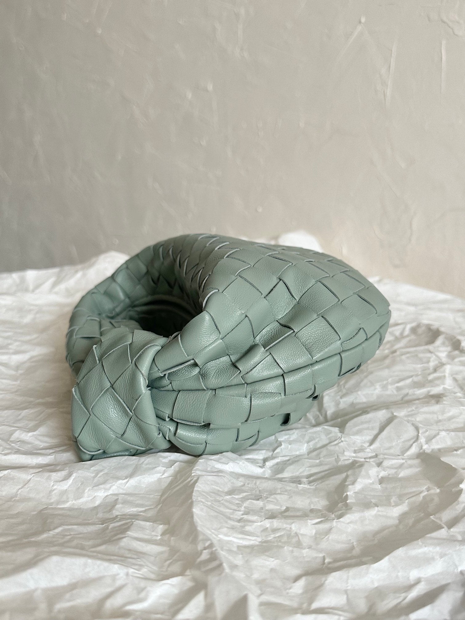 BV MINI JODIE 28CM GRAUES LAMMLEDER 