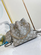 BELLA 19 MAHINA KALBSLEDER 