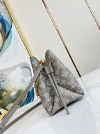 BELLA 19 MAHINA KALBSLEDER 